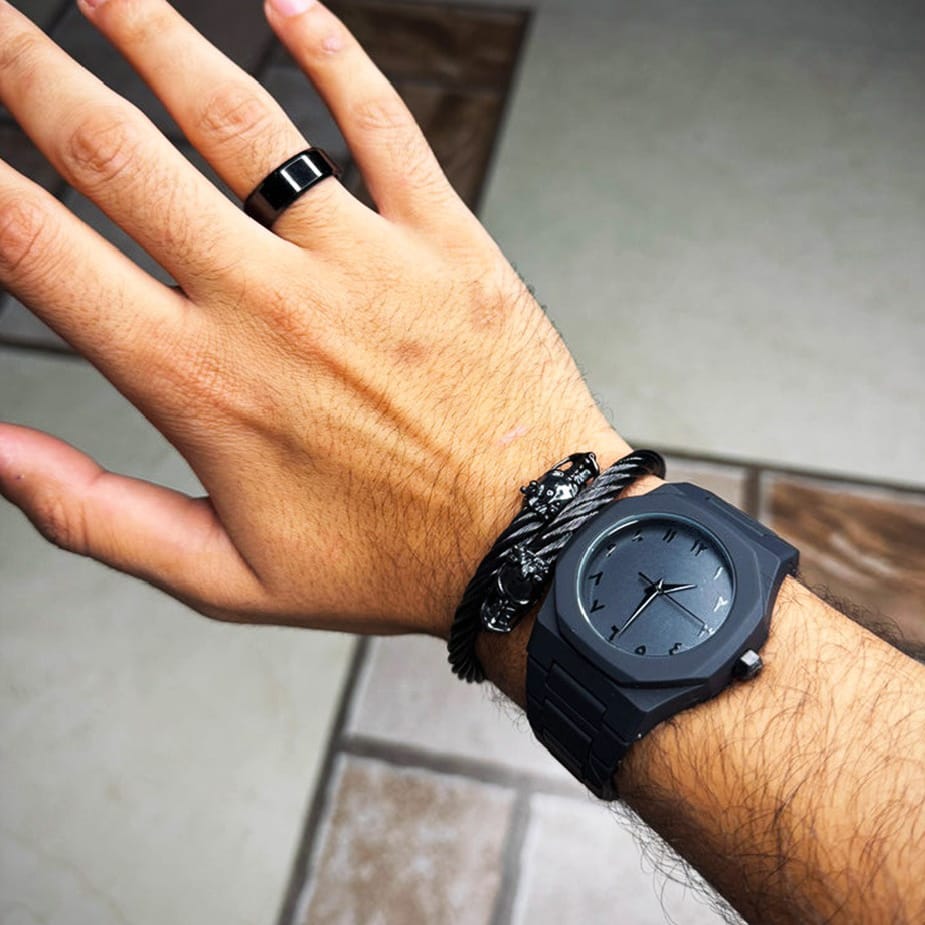 Arabic Numeral Watch (Black Aura)