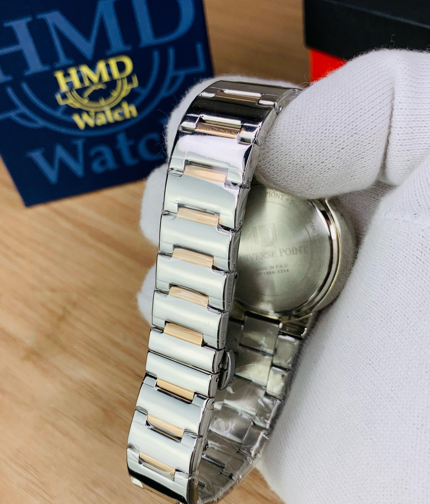 UNIVERSE POINT β Premium Men's Chain Watch