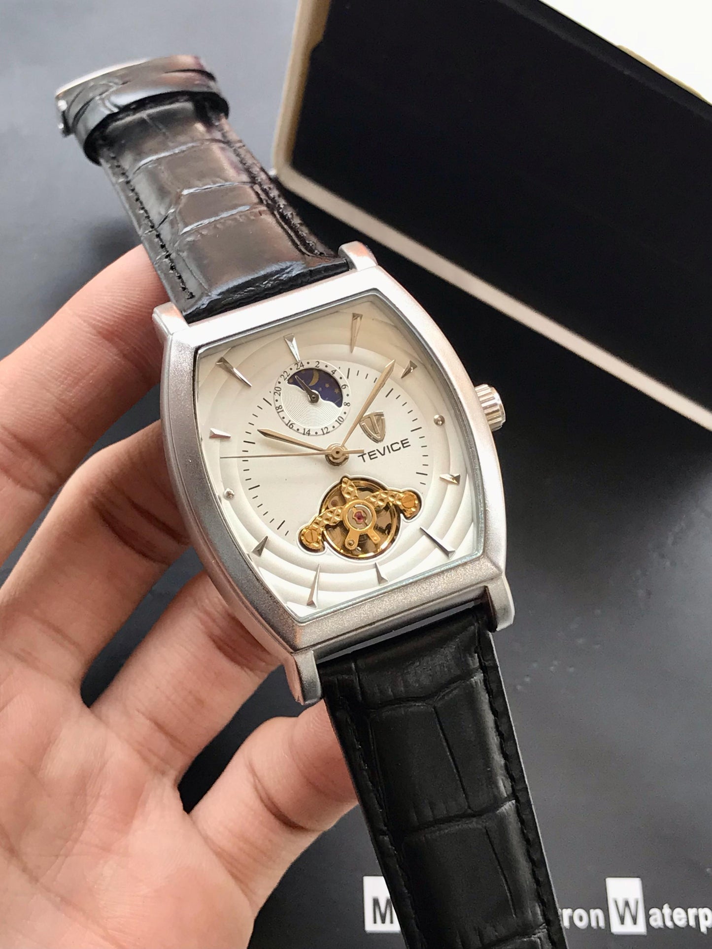 TEVICE Automatic Watch – Men’s Collection | Moonphase | Leather Strap | Square Dial