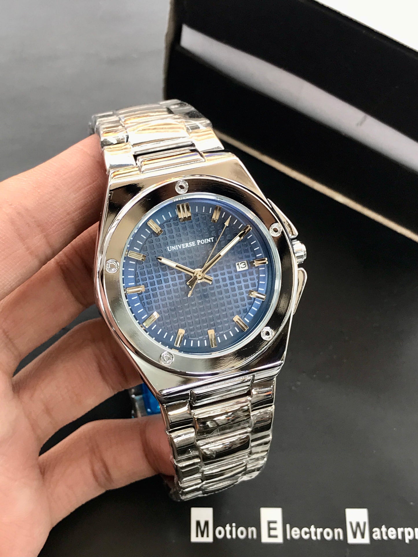 UNIVERSE POINT Original Watch – Men’s Collection | 13 Colors Available
