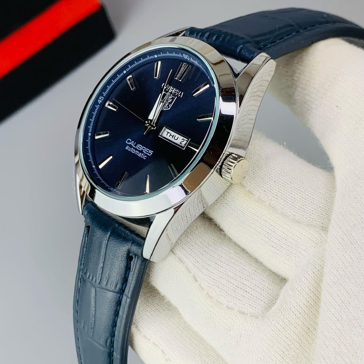 TAG HEUER Carrera – Premium Leather Strap